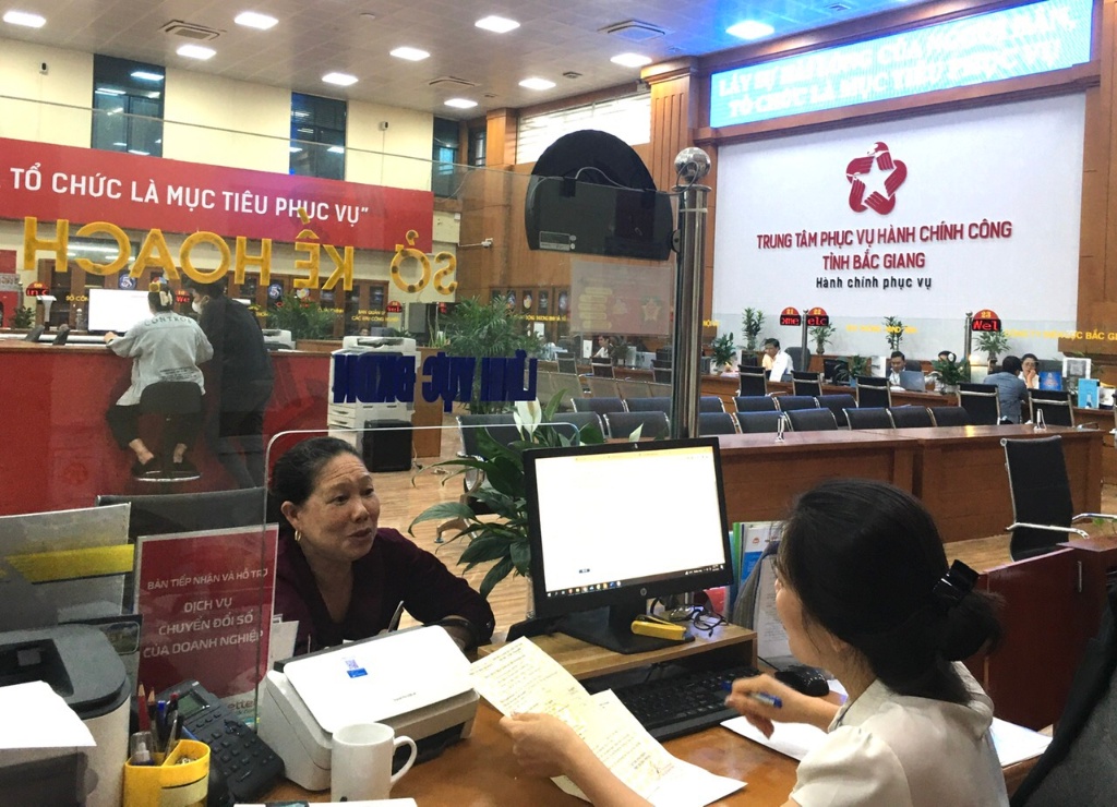 Bắc Giang nâng cao chất lượng chính quyền thân thiện xã, phường, thị trấn